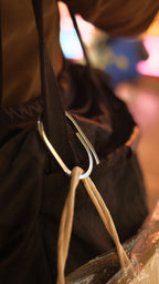 OBJ 01 — Carabiner